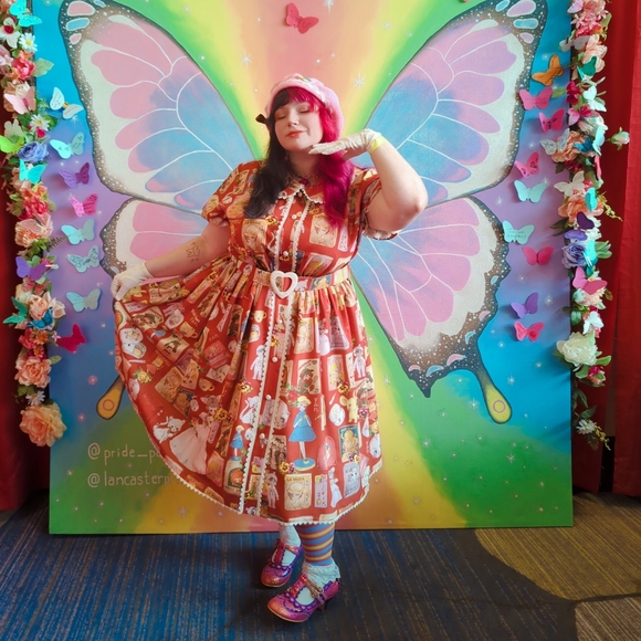 Meet your Posh Ambassador, Emily - Picture 10 of 14